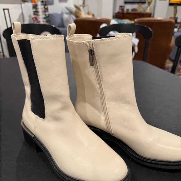 Vince Camuto Off-White Ankle Booties - Picture 3 of 3